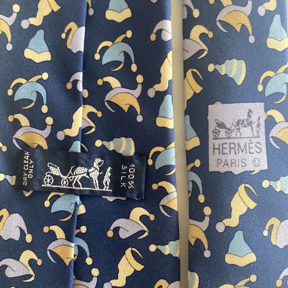 Hermes Mens Jester Tie Good Condition- 100% silk - Picture 4 of 4
